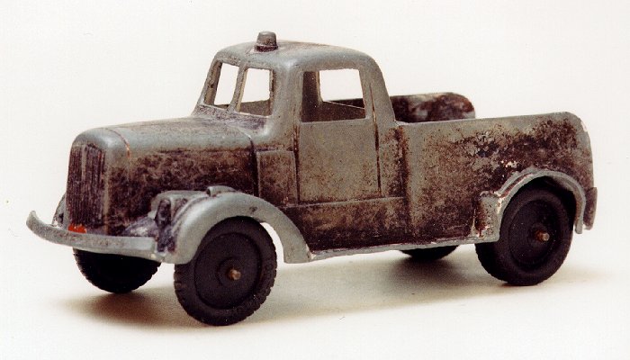 tootsie toy tow truck