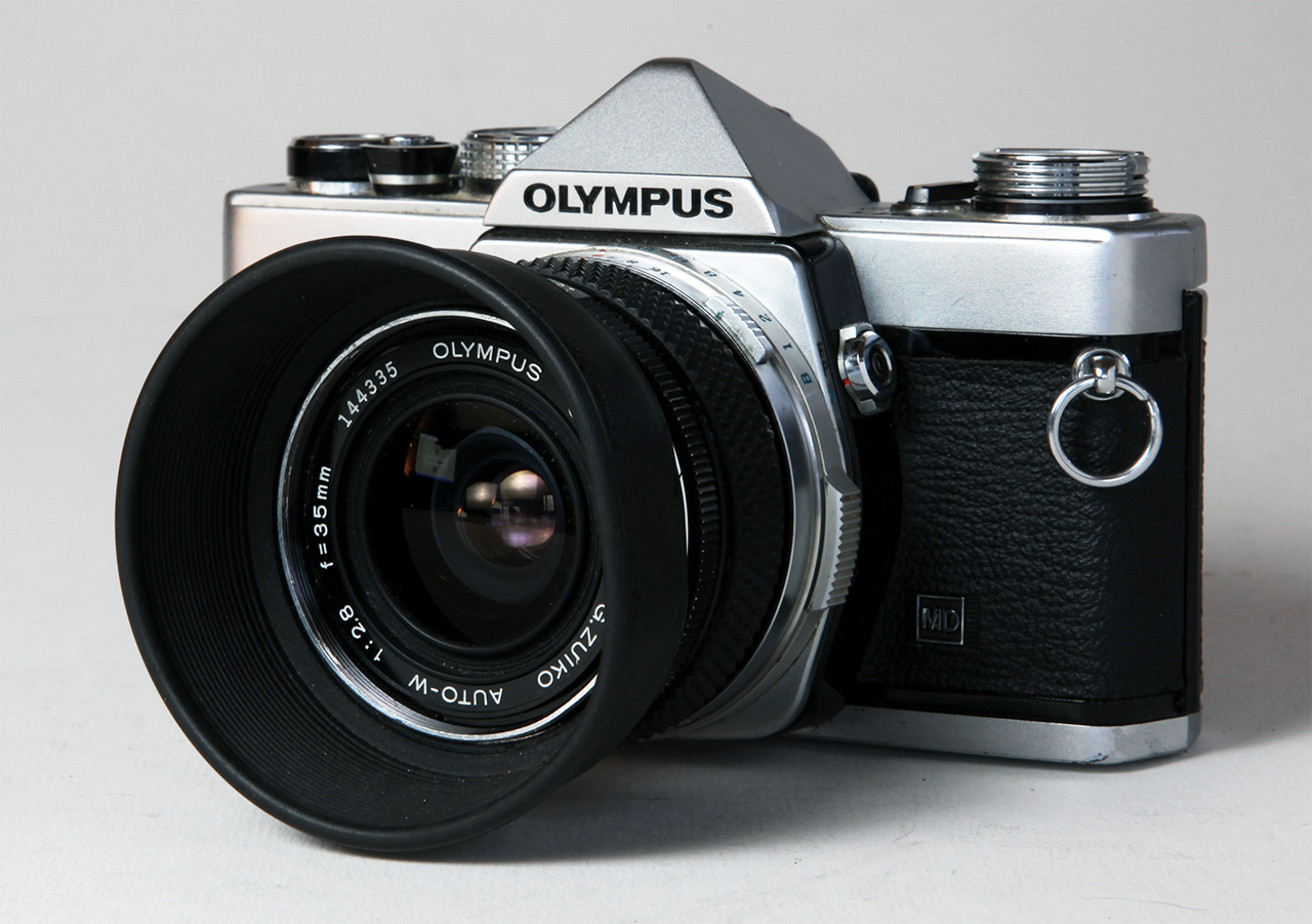 Click to Enlarge - Olympus OM System G.Zuiko Auto-W 1:2.8 f=35mm with OM-1 MD