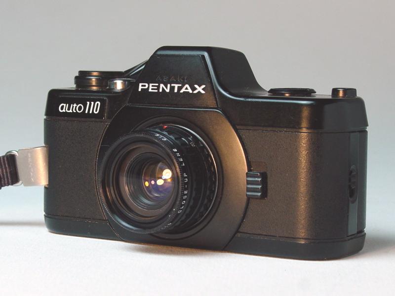 Pentax-110 1:2.8 24mm with 25.5mm S16 Close-up attachment lens - Click to Enlarge