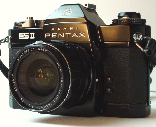 Super-Multi-Coated Takumar 28mm f/3.5 with ESII