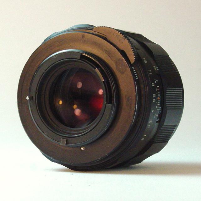 Super-Multi-Coated TAKUMAR 1:1.8/85mm - Click to Enlarge