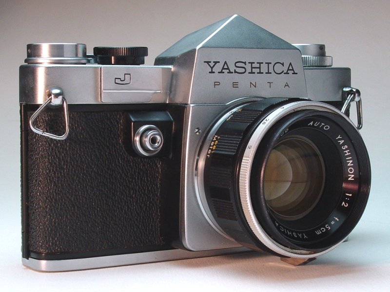 Yashica Penta J with Auto Yashinon 1:2 f=5cm