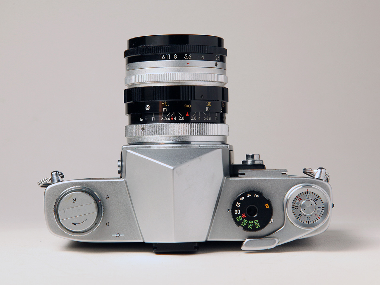 Click to Enlarge - Super Yashinon-R 1:2.8 50mm on Yashica J