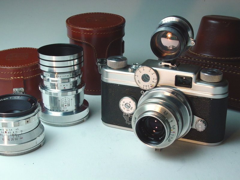 Geiss-modified Argus C-4 with 35mm, 50mm, 100mm and Sandmar Zoom-Vue 35-135