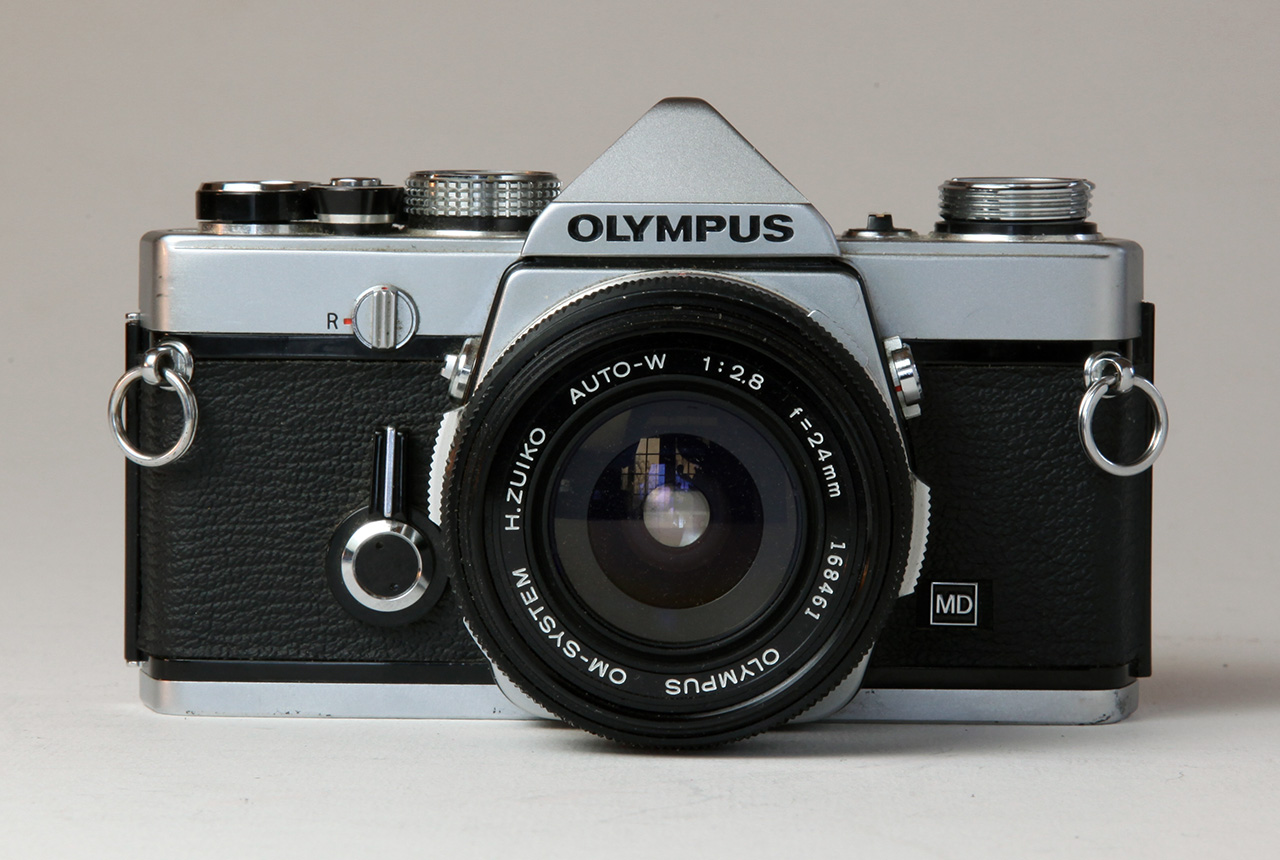 Die Cast Pro - Olympus OM System H.Zuiko Auto-W 1:2.8 f=24mm with 